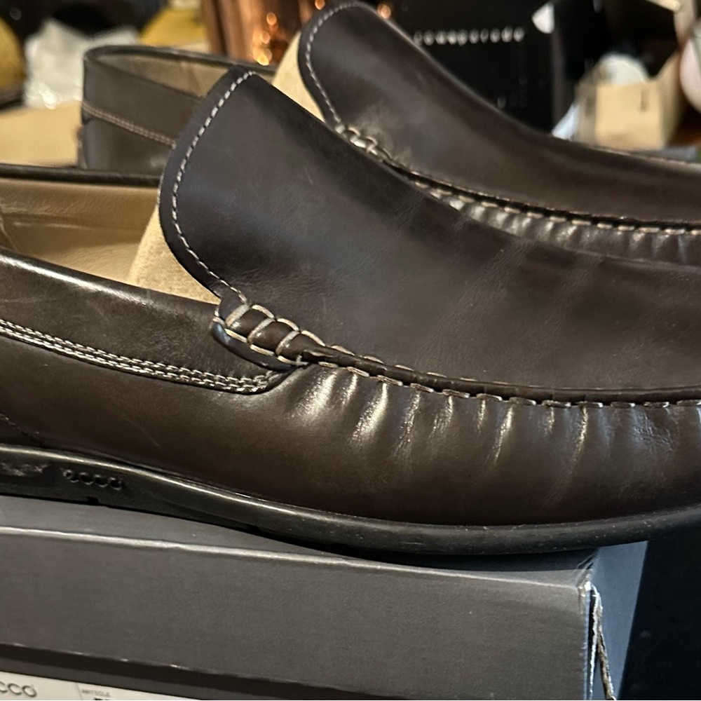 Ecco Brown Leather Slip-On Loafers Moccasin Style